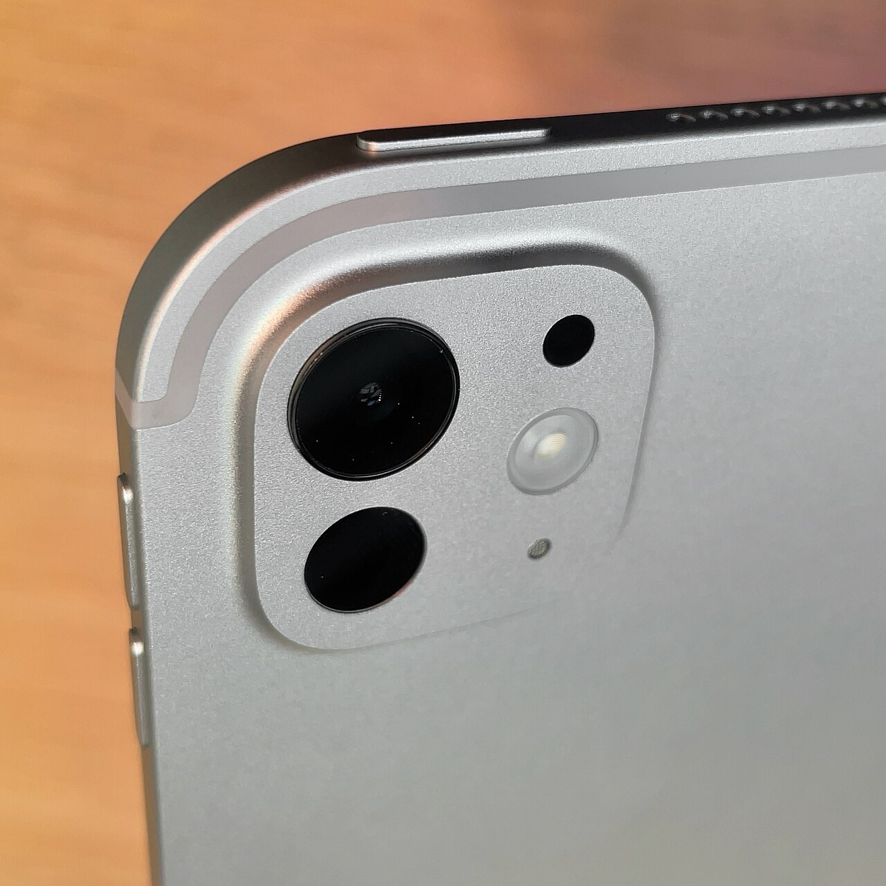 تبلت اپل مدل iPad Pro M4 11 اینچ 256GB – تصویر 1