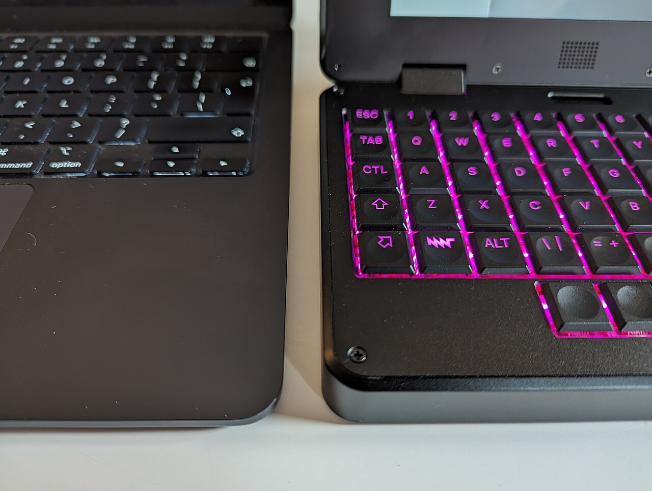 لپ‌تاپ اپل مدل MacBook Air 13 M3 2024 – تصویر 2